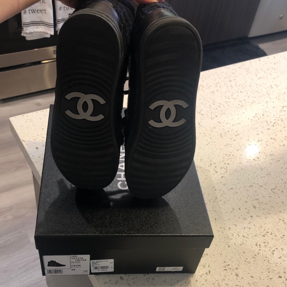 Chanel tennis shoes with leather & tweed detail